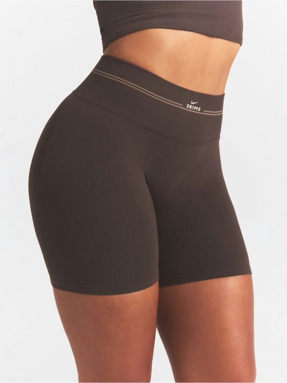 NIKE SKIMS SEAMLESS RIBBED 5” BIKER SHORTS PHOENIX TRUFFLE S